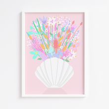 Load image into Gallery viewer, Dried Flowers Shell Vase Print